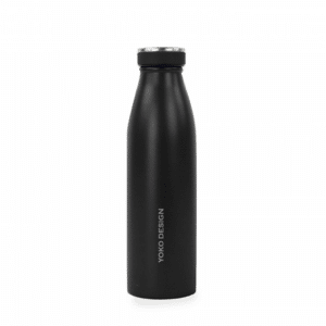 Une bouteille isotherme 500 ml milk uni Yoko, vue de face sur fond blanc