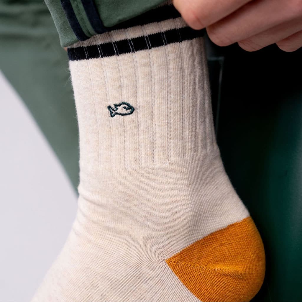 une paire de chaussette en coton peigné retro beige chiné et noir Billybelt, vue de face