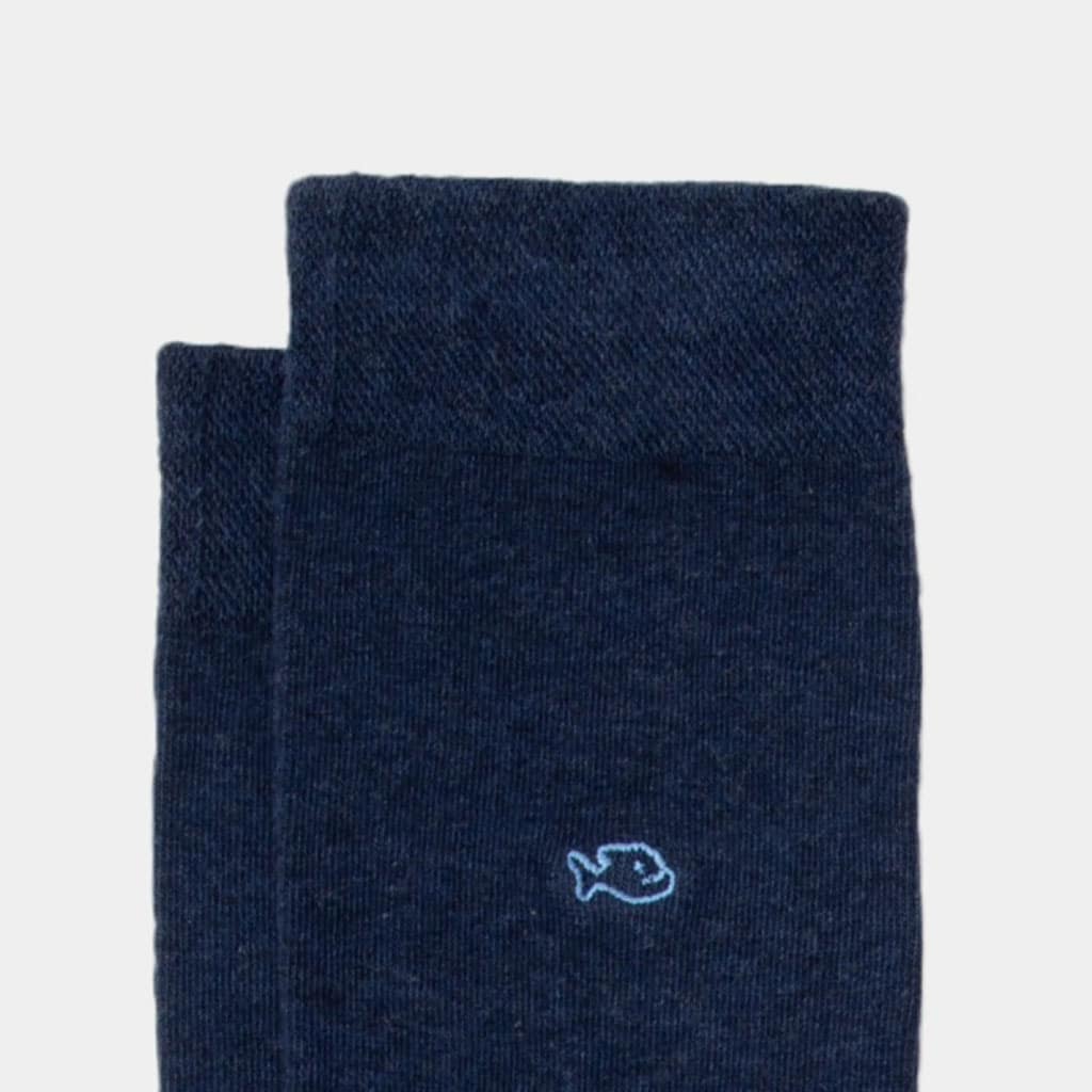 une paire de chaussettes en coton peigné bleu marine Billybelt, zoom sur le tissu