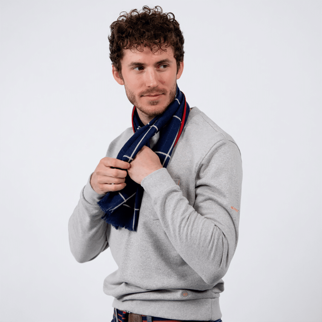 écharpe 100 % laine "Regular" Billybelt, portée