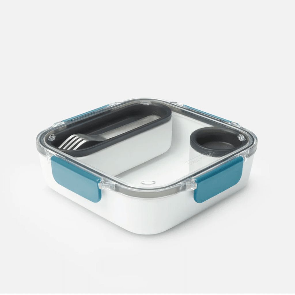 une boîte à déjeuner bleu Black+Blum, vue de face sur fond blanc