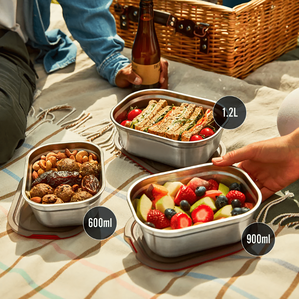 une boîte repas 600ml acier inoxydable Black+Blum, utilisée