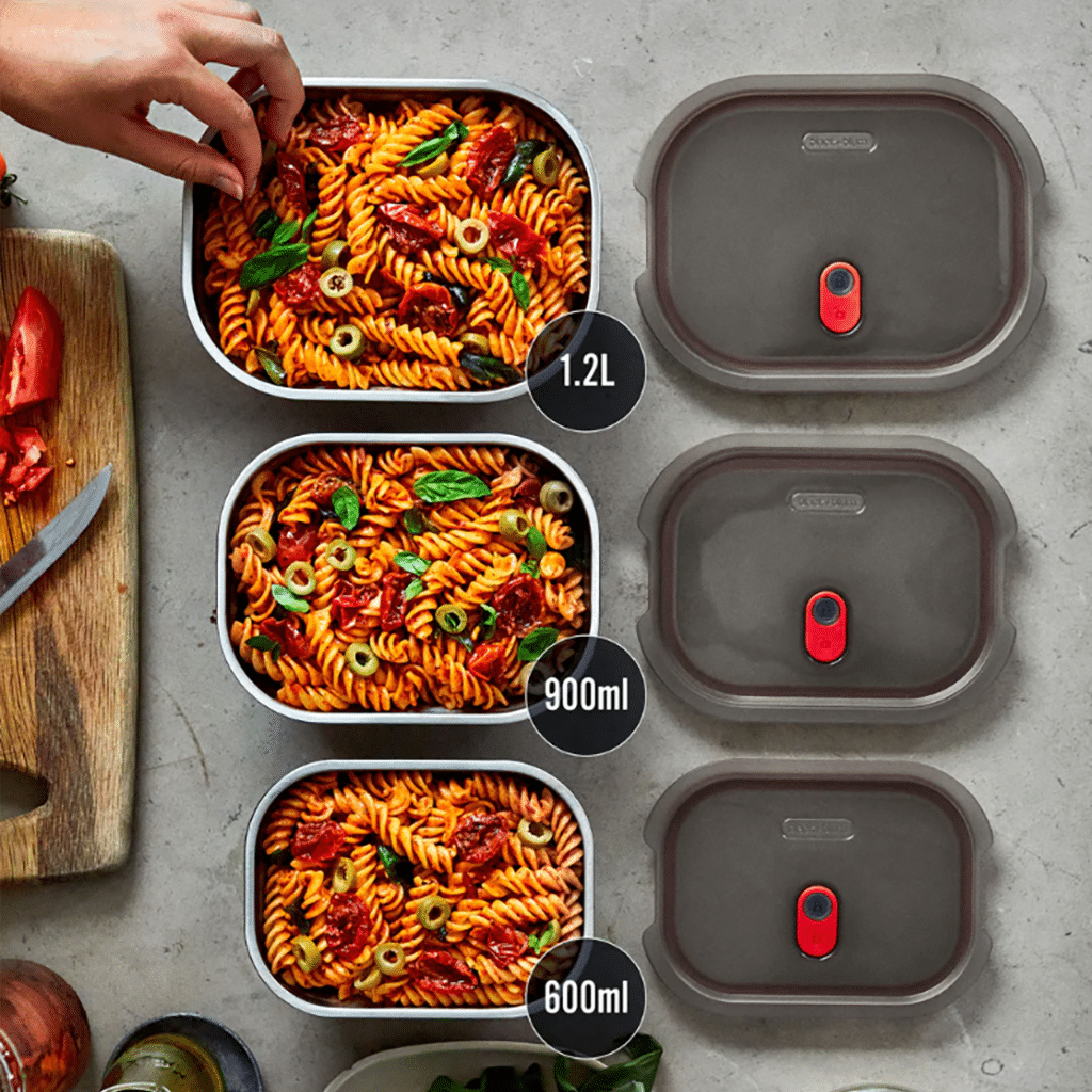 une boîte repas 900ml acier inoxydable Black+Blum, utilisée