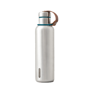 une bouteille isotherme 750ml Black+Blum, vue de face sur fond blanc