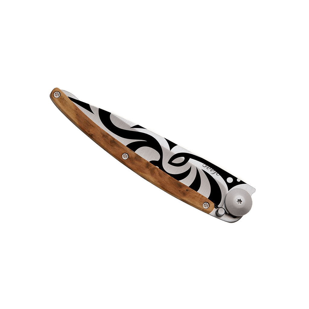 Couteau de poche titane 37g - Genévrier - Tribal, Deejo, vue de face sur fond blanc