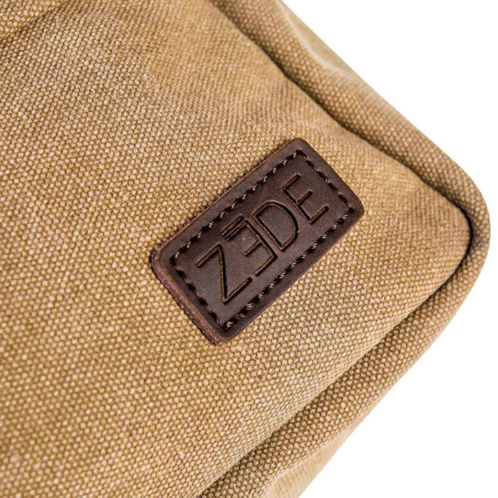 Une trousse "varenne" jaune ZEDE, zoom sur le tissu