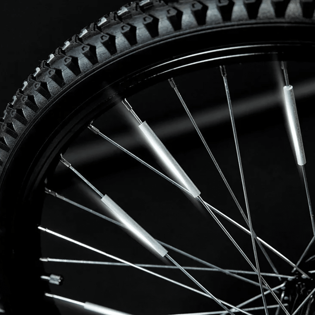 Un set de 24 réflecteurs vélo Badawin, ambiance