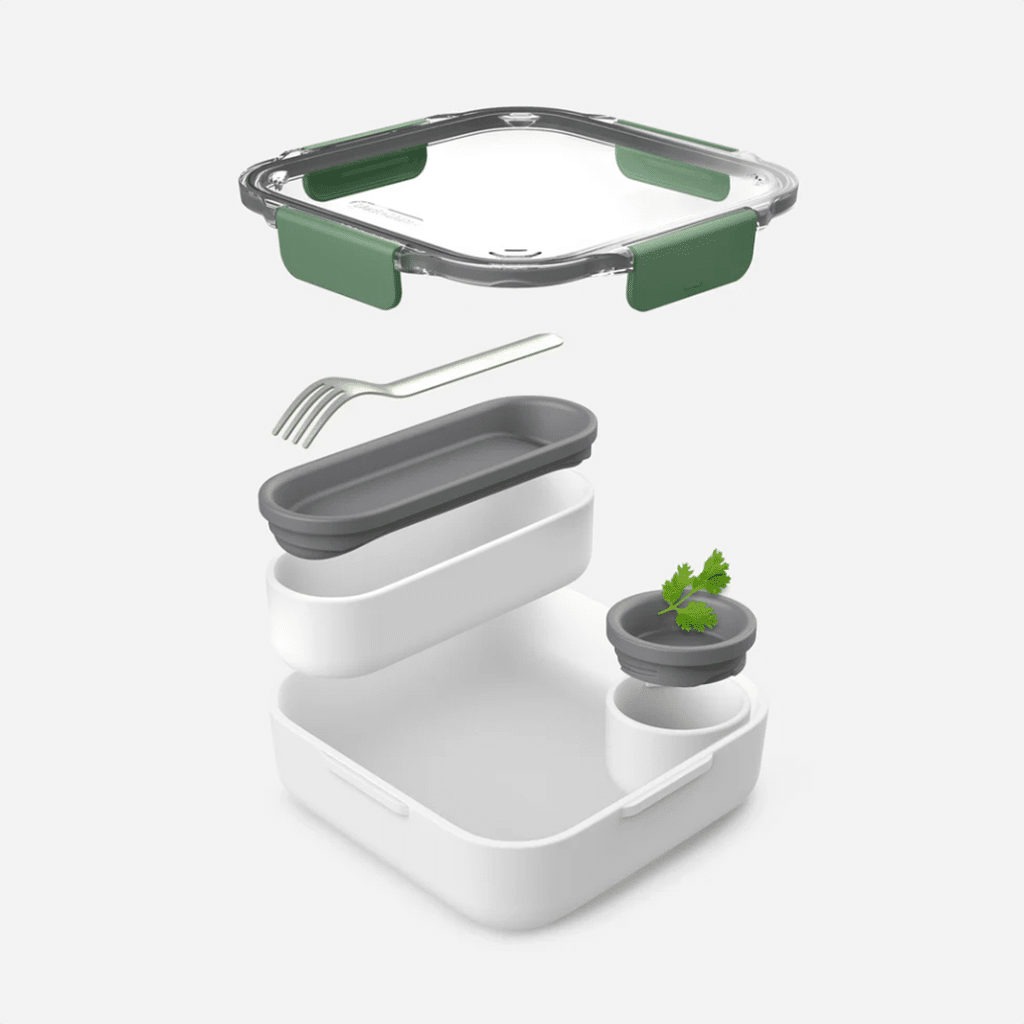 une boîte à déjeuner olive Black+Blum, vue de face sur fond blanc
