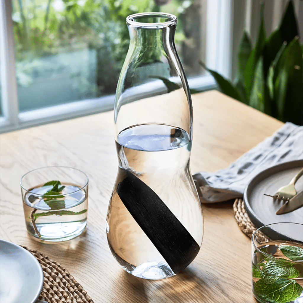 un filtre à eau au charbon Black+Blum, utilisée