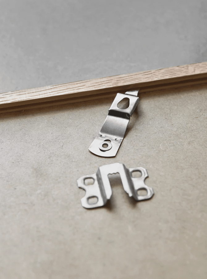 Cadre en bois noir A4 - Vitre en acrylique – Chicura - Zoom