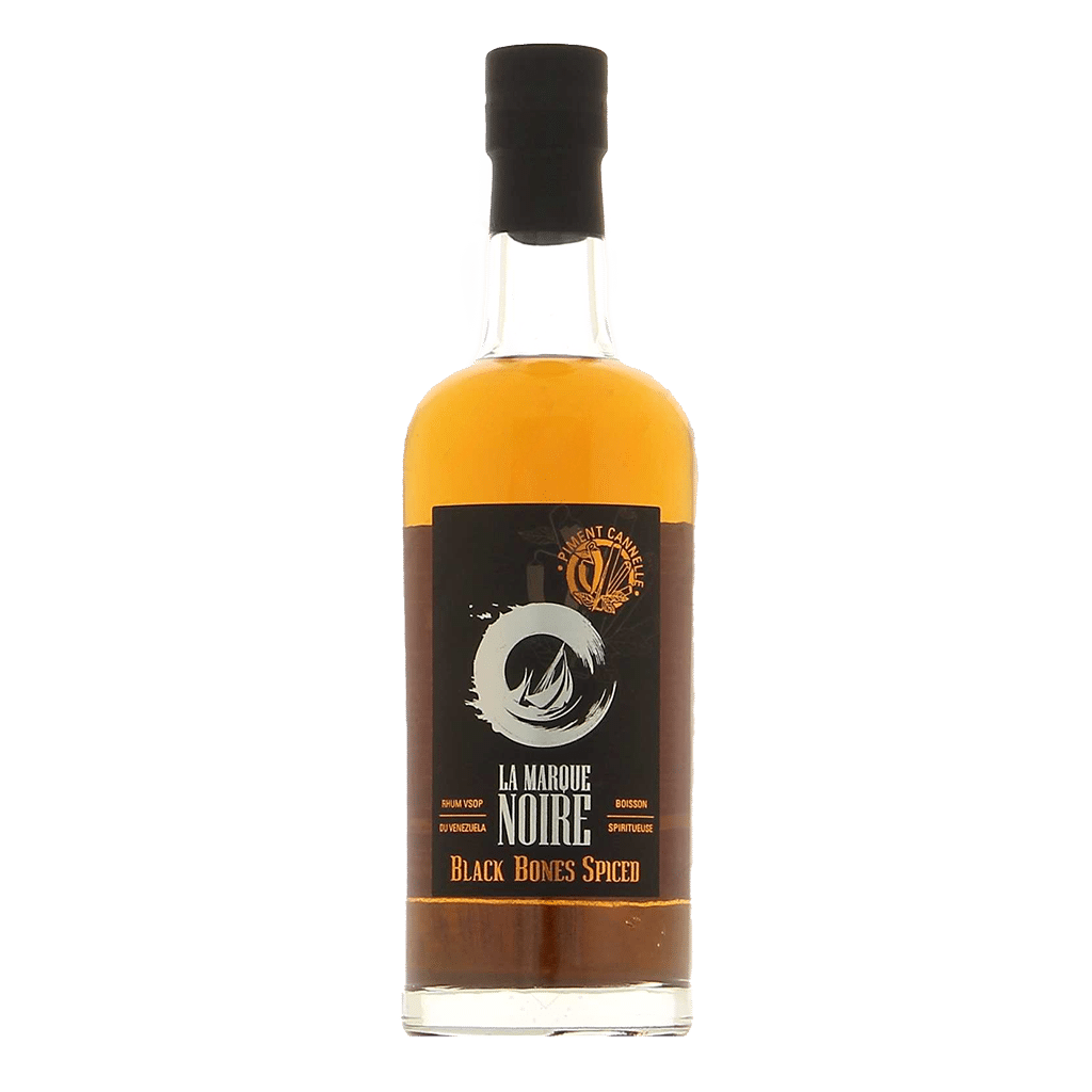 Vieux rhum 70 cl - Black Bones Spiced – La Marque Noire - Vu de face sur fond blanc