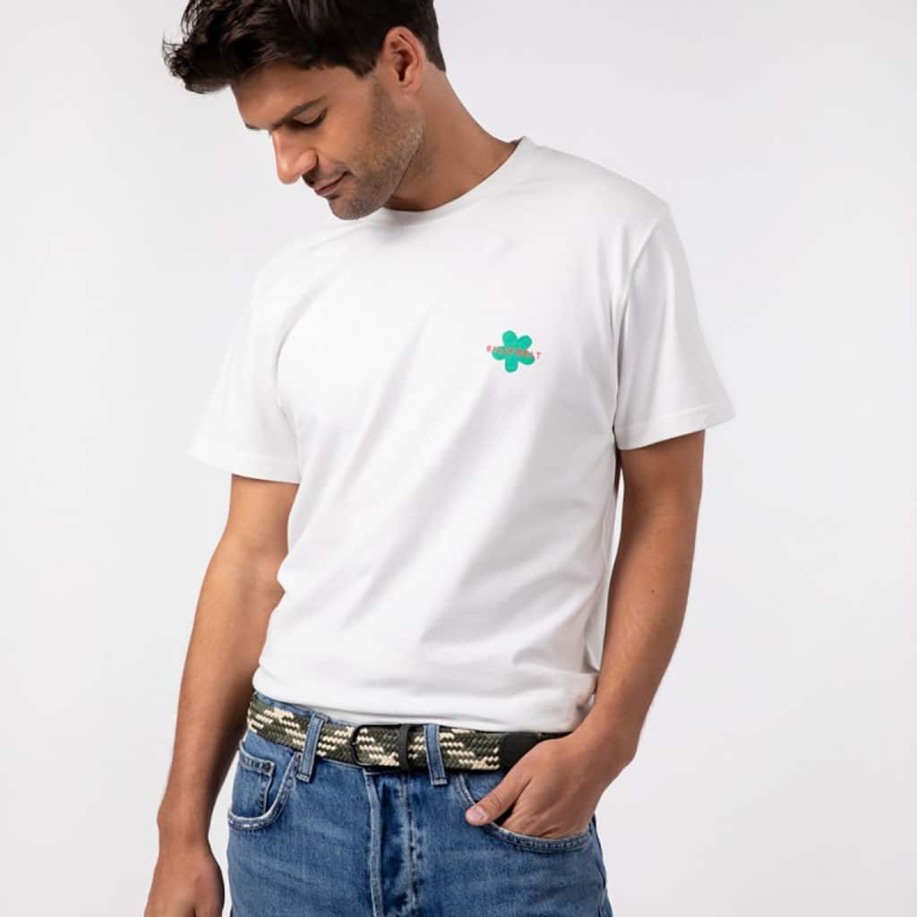 Une ceinture tressé élastique "Amazonie 2" Billybelt, ambiance porté