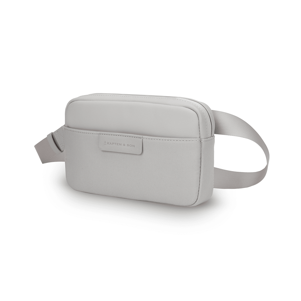 un sac banane habo greige Kapten & Son, vue de face sur fond blanc