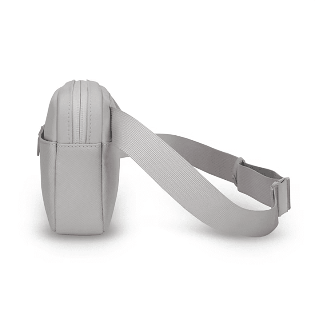 un sac banane habo greige Kapten & Son, vue de côté sur fond blanc