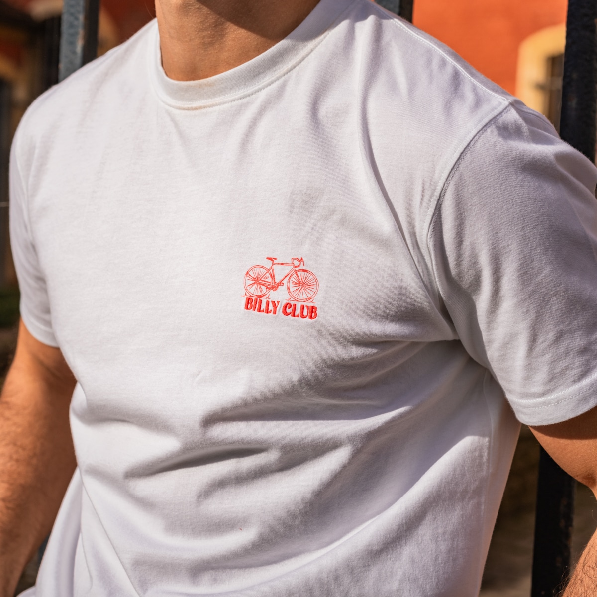 T-shirt 100 % coton biologique Billyclub – Blanc – Billybelt - Porté