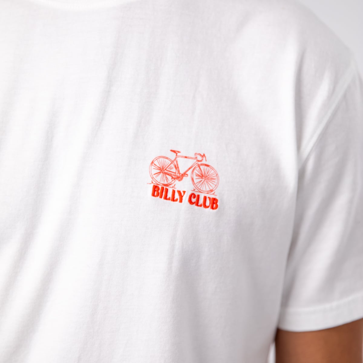 T-shirt 100 % coton biologique Billyclub – Blanc – Billybelt - Porté