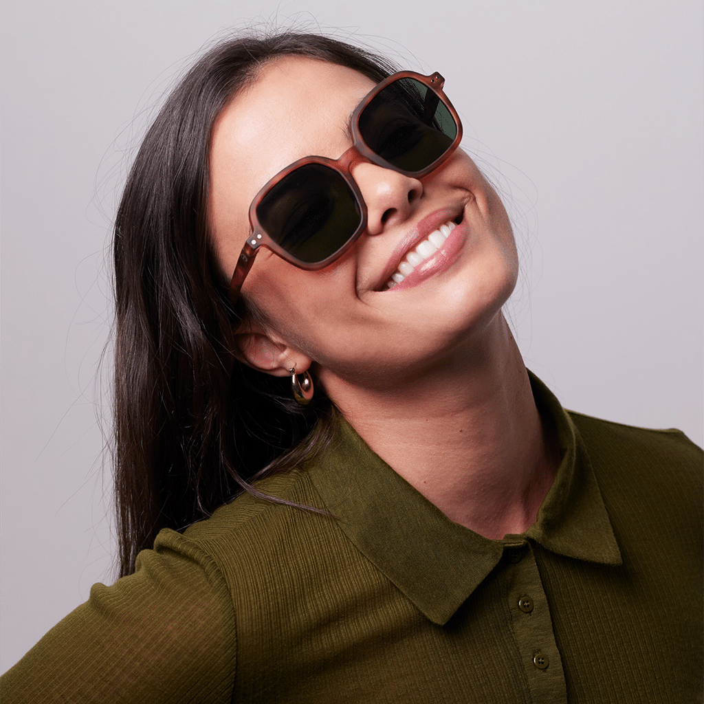 Lunettes de soleil #OFFICE - Havane, Izipizi, portées