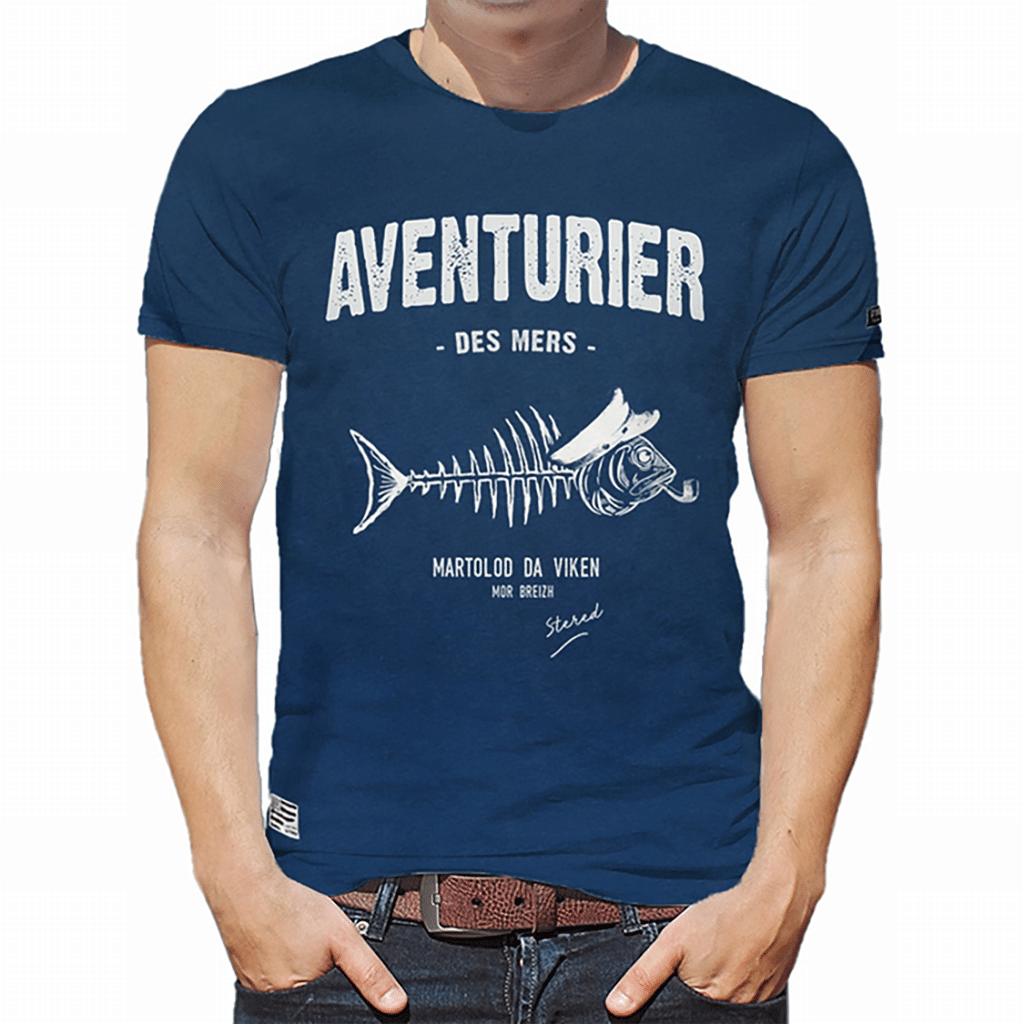 T-shirt Aventurier Pesk bleu pivoine : Confort et Style, Stered, vue de face sur fond blanc