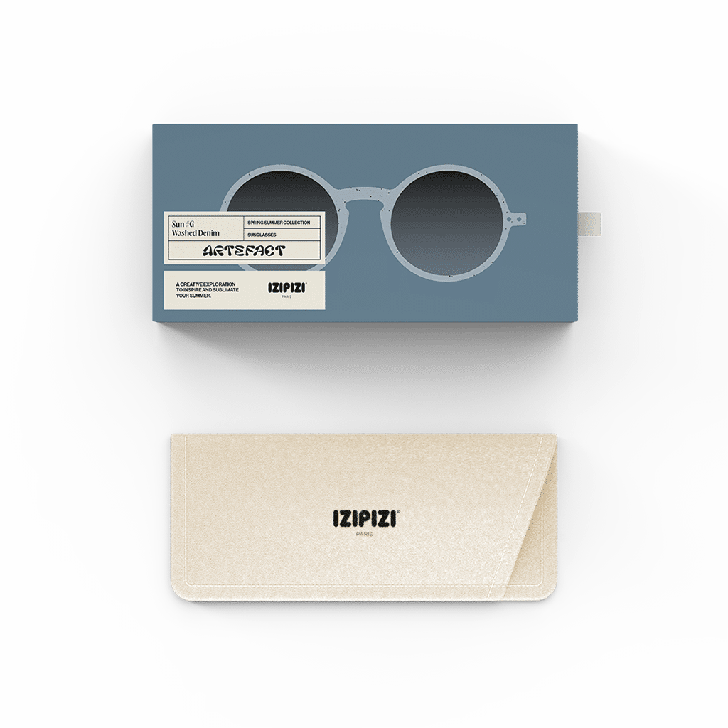 Lunettes de soleil #G - Washed denim, Izipizi, vue de face sur fond blanc