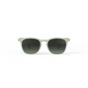 Lunettes de soleil #E - Dyed green, Izipizi, vues de face sur fond blanc