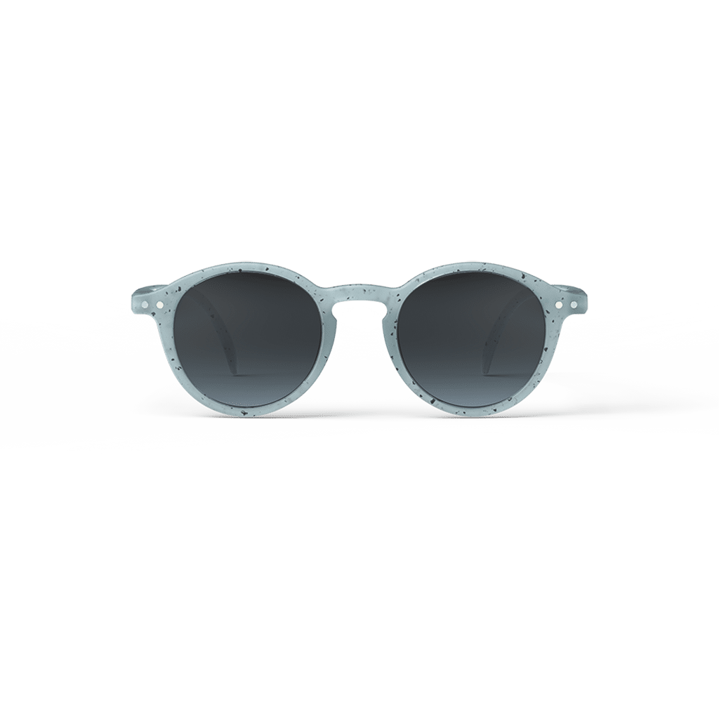 Lunettes de soleil #D - Washed denim, Izipizi, vues de face sur fond blanc