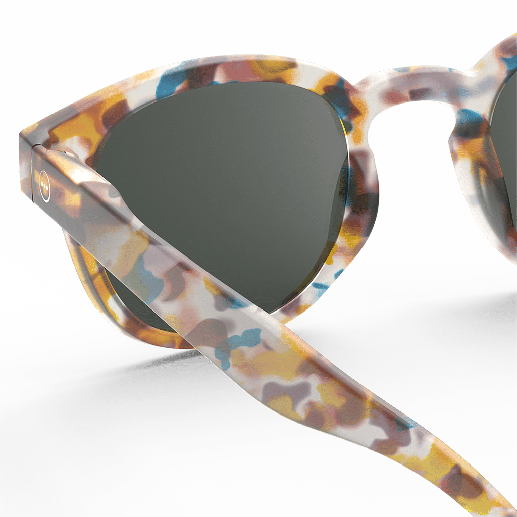 Lunettes de soleil #C - Écailles bleues, Izipizi, zoom