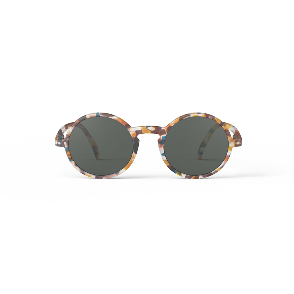 Lunettes de soleil #G - Écailles bleues, Izipizi, vue de face sur fond blanc