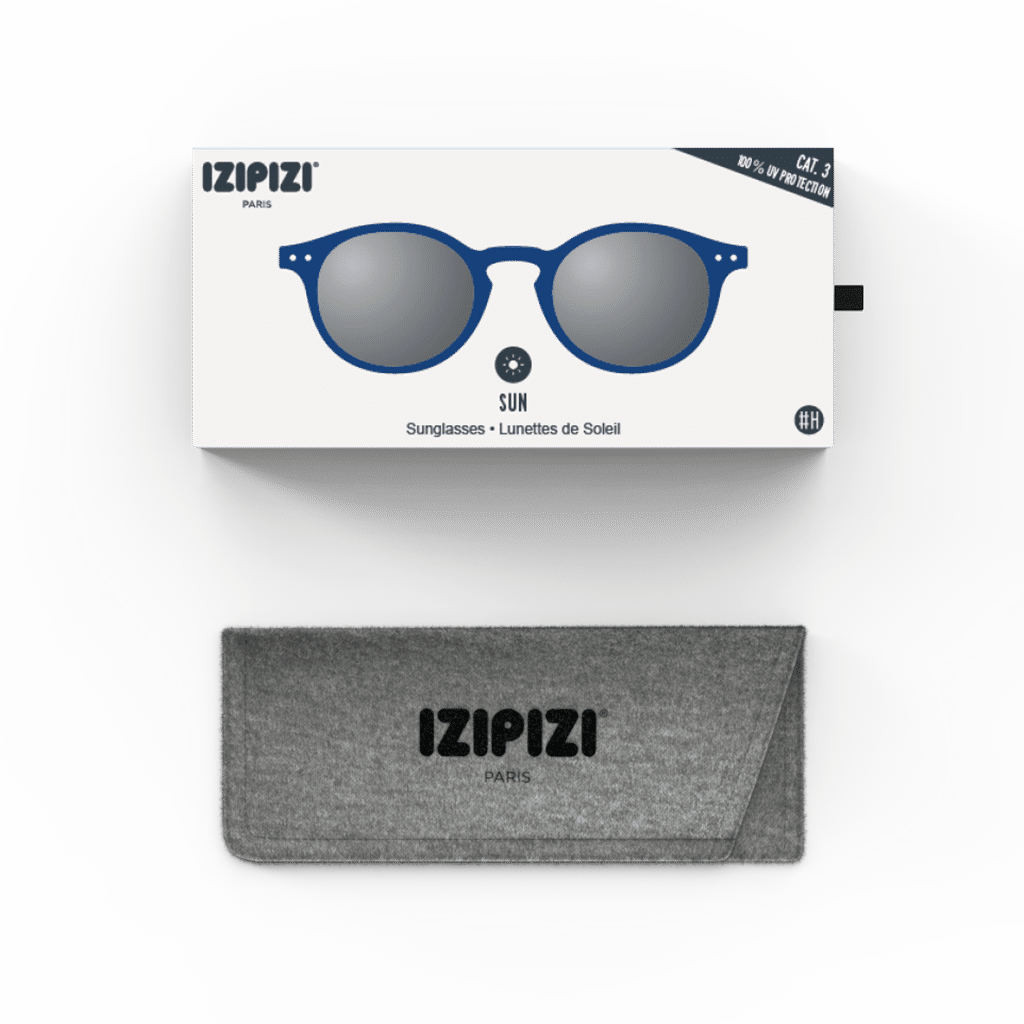 Lunettes de soleil #H - Bleu marine, Izipizi, vue de face sur fond blanc