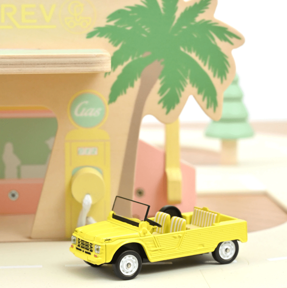 norev_voiture-minimaliste-echelle-1-43-citroen-mehari-jet-car - Ambiance