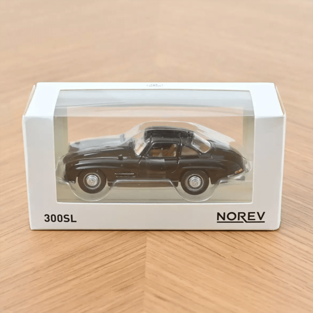 Voiture minimaliste 1/43 Mercedes Benz 300 SL 1954 - Noir - Norev - Dans sa boîte