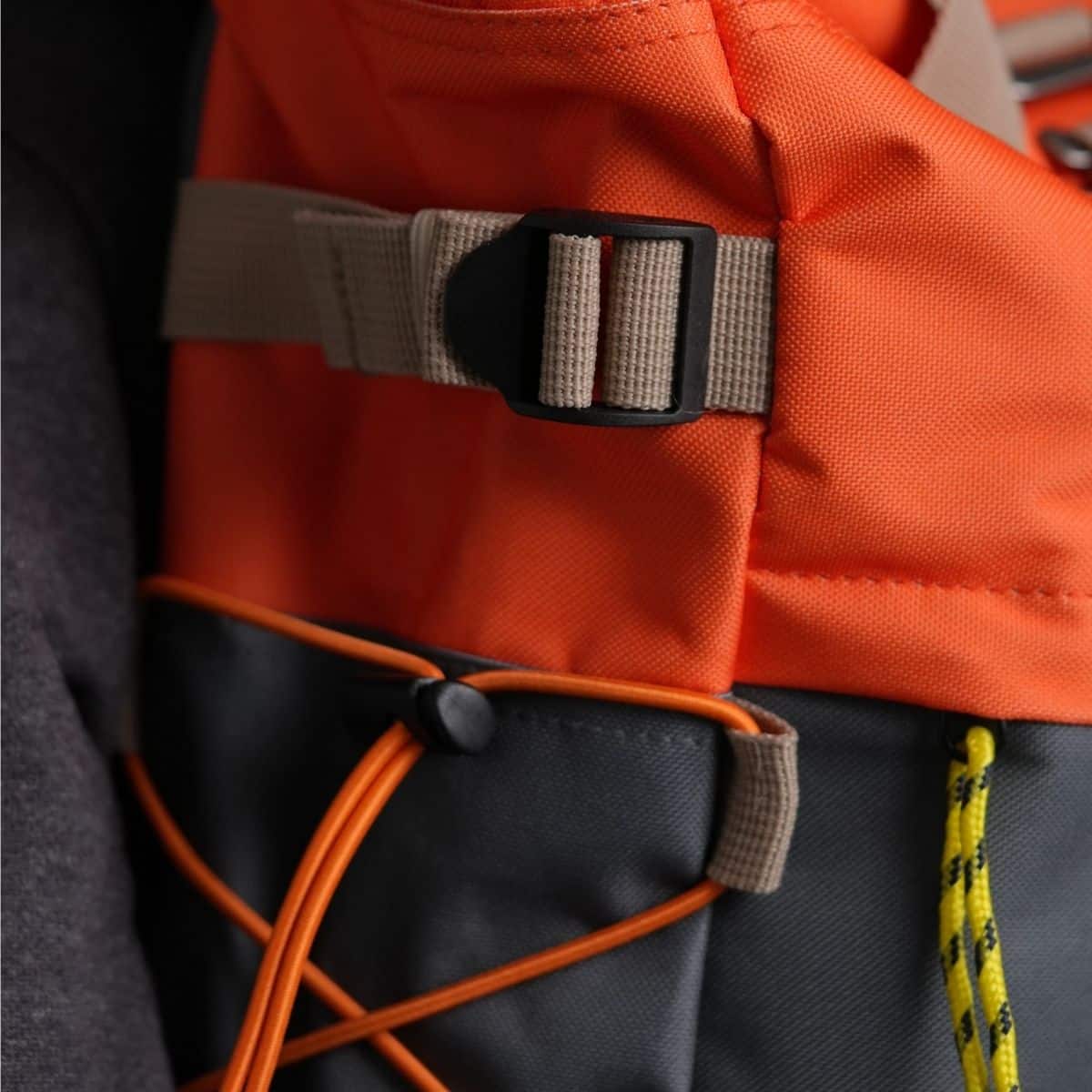 Sac à dos Roll-Top Orange et bleu grisé – 100 % Polyester Recyclé – Billybelt - Zoom