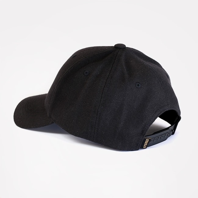 Casquette Awen Breizh - Noir : l’esprit breton signé Stered - Vue de dos sur fond blanc