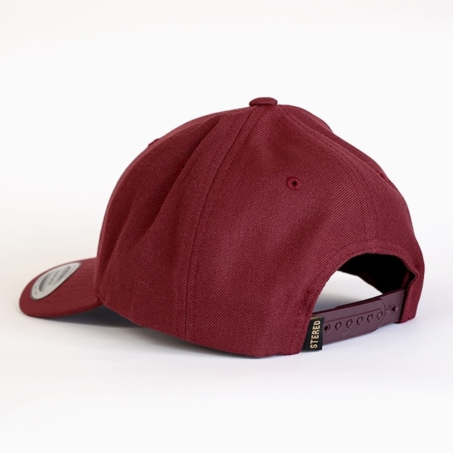 Casquette Awen Breizh - Prune : l’esprit breton signé Stered - Vue de dos sur fond blanc