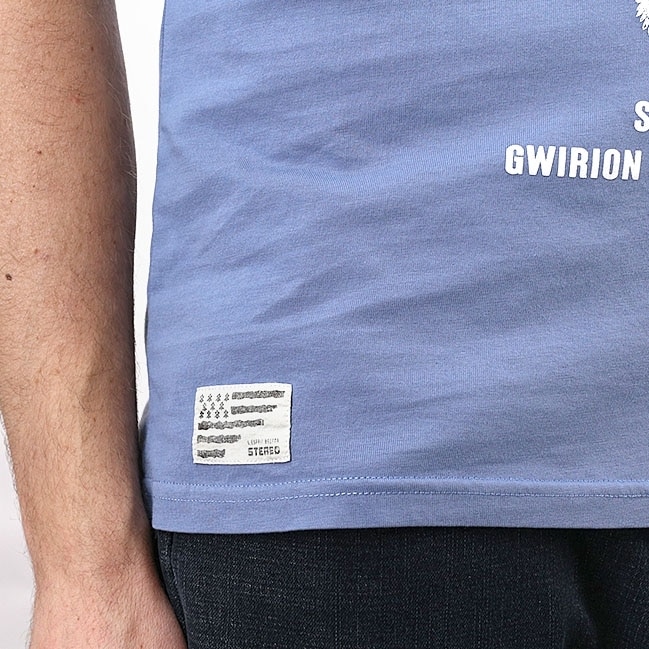 T-shirt Héritage Breton Bleu denim - Stered : Un Style Authentique et Confortable - zoom