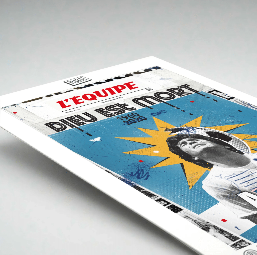 Affiche - L'équipe - Foot Maradona - Plakat - vue de coté sur fond blanc.