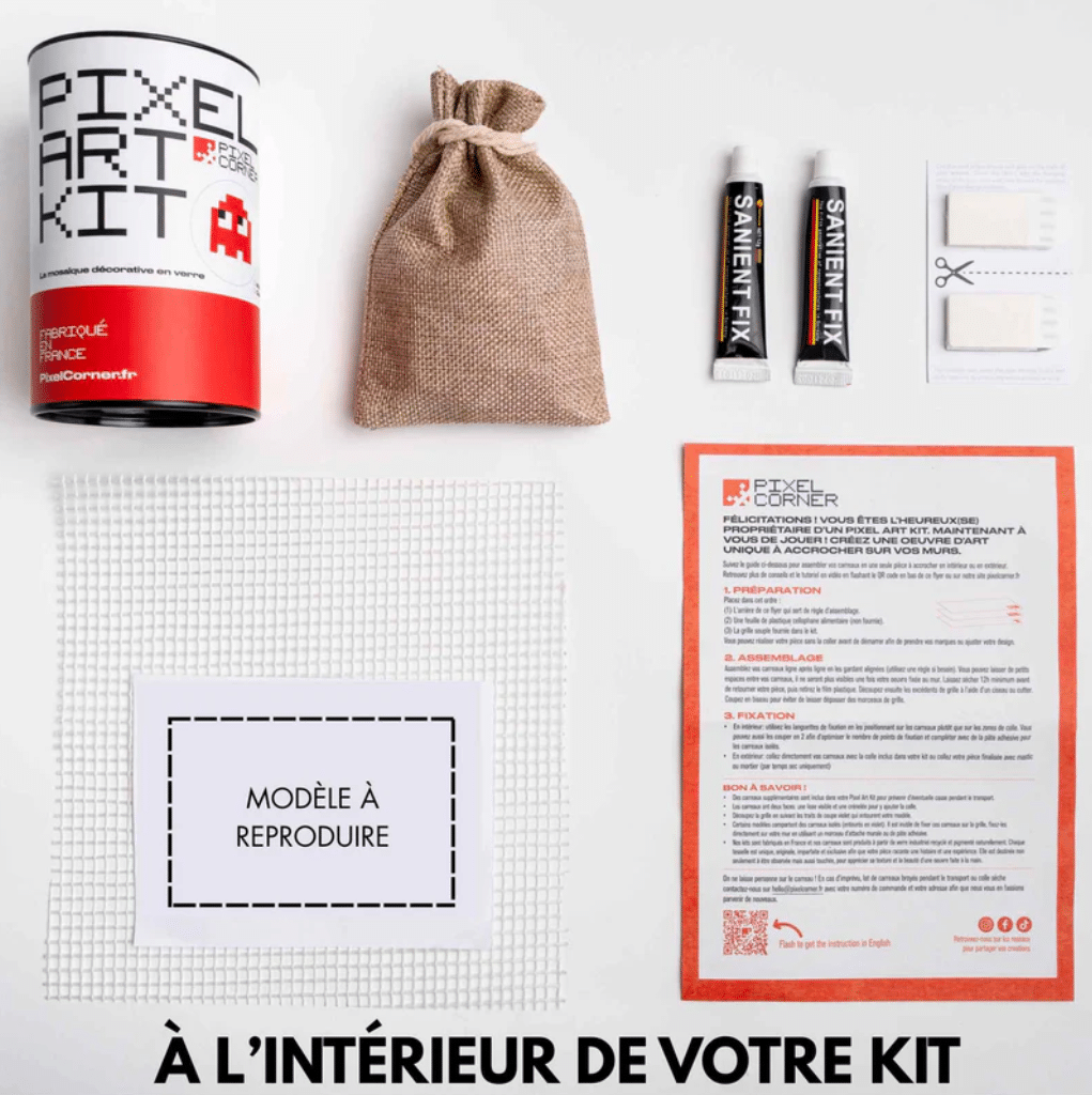 Kit DIY pixel art - Papagayo - Pixel Corner - vue de face sur fond blanc.