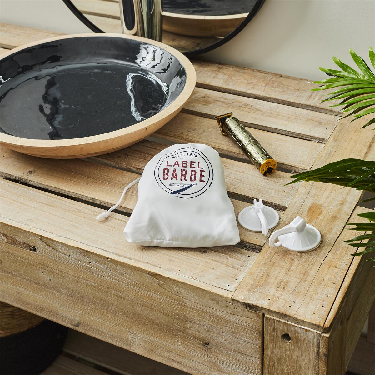 Bavoir de Rasage – La Chaise Longue - Utilisé