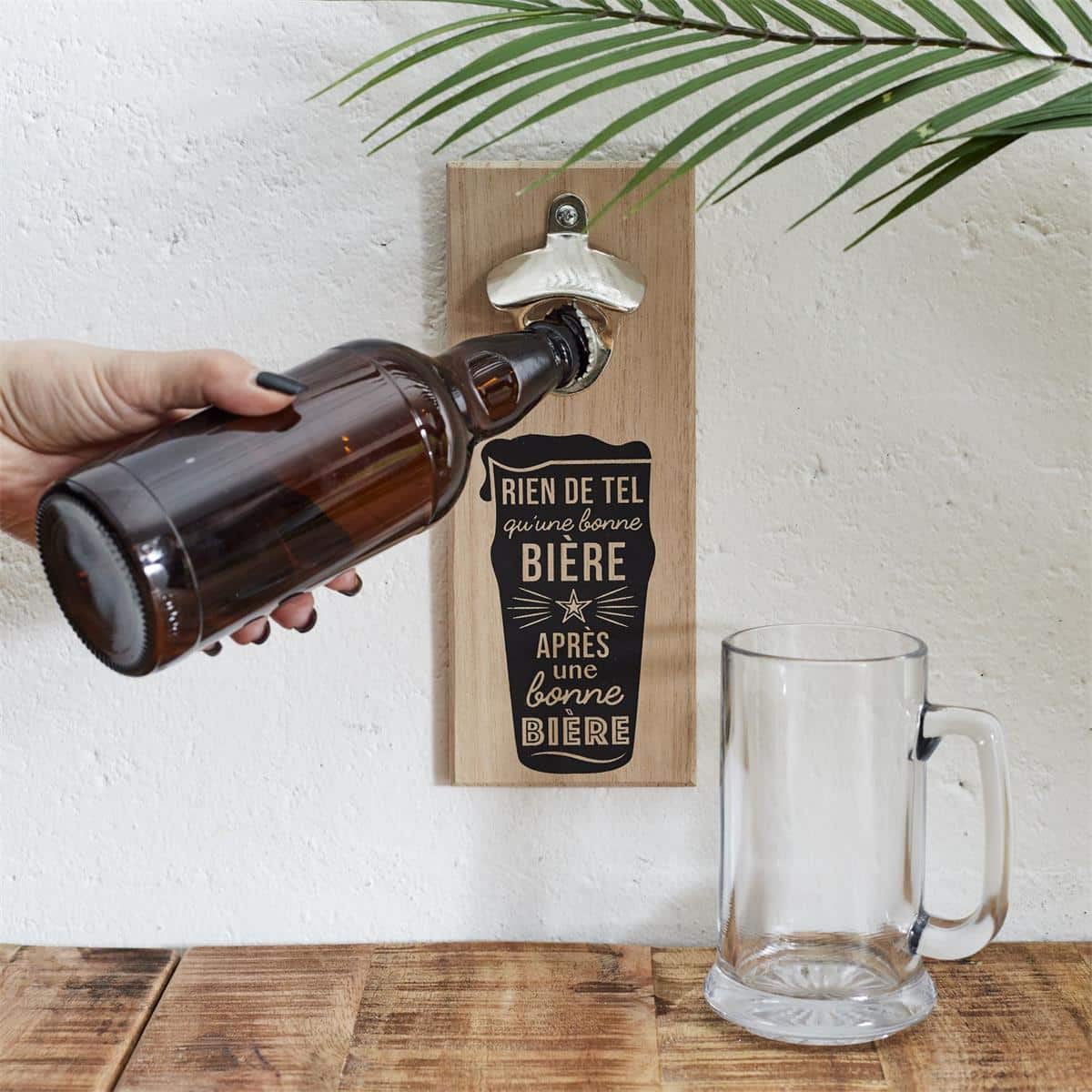 Décapsuleur mural aimanté – La Chaise Longue - Ambiance