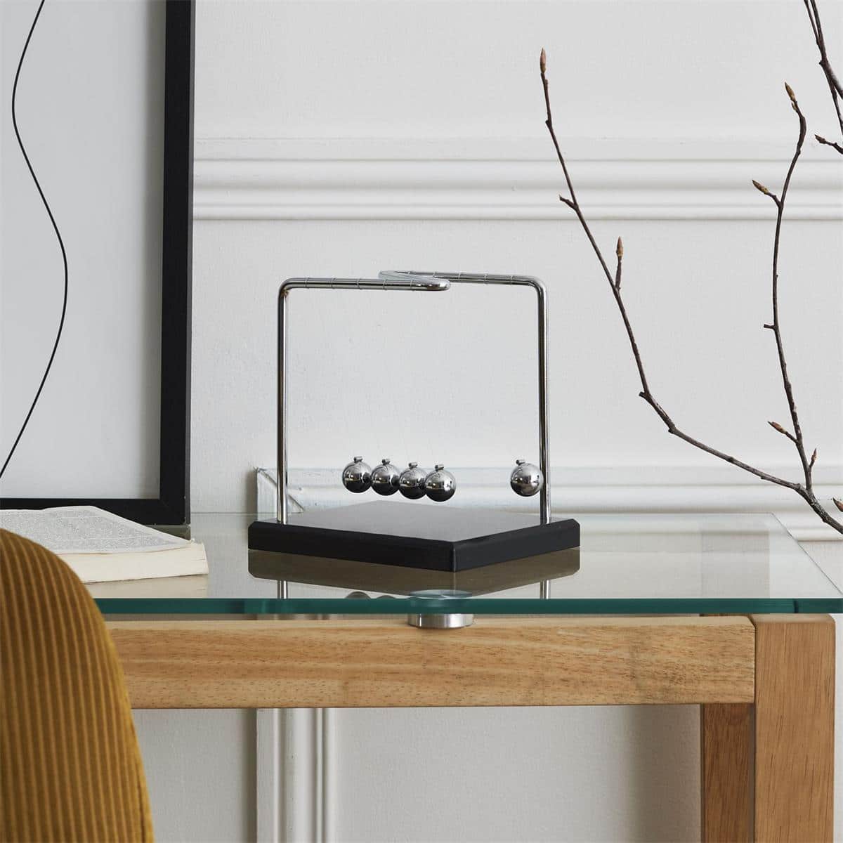 Pendule de Newton – La Chaise Longue - Ambiance