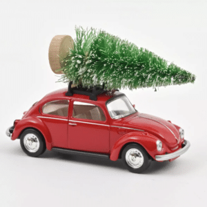 Voiture minimaliste 1/43 - VW Cocinelle 1973 - Noël - Norev - vue de coté sur fond blanc
